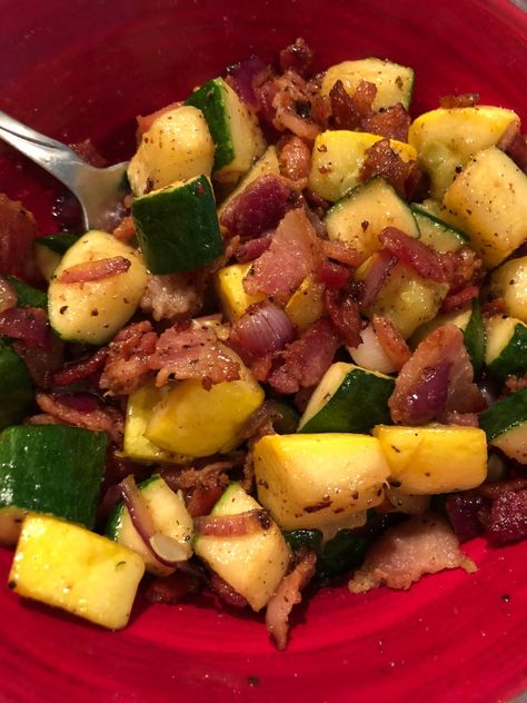 Yellow Squash And Bacon Recipes, Summer Squash Stir Fry, Bacon Zucchini, Sauteed Squash, Bacon Dishes, Thanksgiving 2023, Squash Pasta, Bacon Potato, Sauteed Zucchini