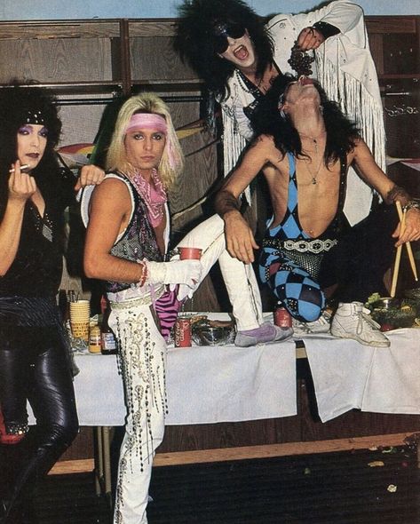 Motley Crue, Mötley Crüe, Makeup, Make Up