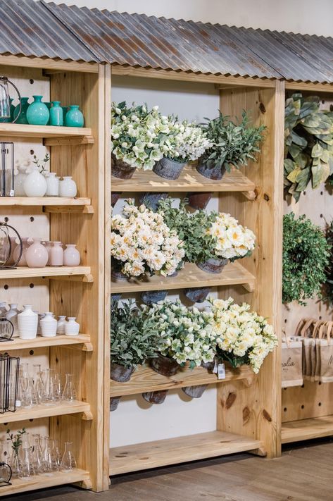 Summer at Magnolia | Magnolia Market | Chip & Joanna Gaines | Summer Install 2019 | Waco, TX | magnolia.com | Flower Shop Display, Flower Shop Interiors, Florist Studio, Chip Joanna Gaines, Flower Shop Decor, Flower Shop Design, Decoration Vitrine, Flower Truck, 카페 인테리어 디자인