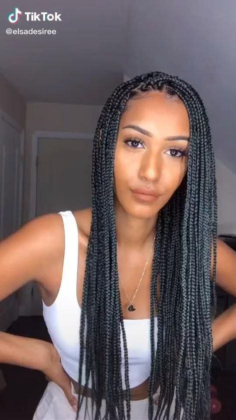 Braided Extensions Black Women, Straight Box Braids, Tiny Box Braids, Braided Hairstyles With Natural Hair, Knot Less Braids, Braided Short Hairstyles, Braided Hairstyles With Curls, Hairstyles With Braiding Hair, Braided Hairstyles Blonde