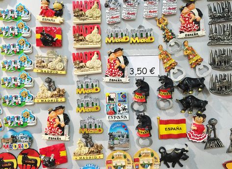 Madrid Souvenirs: 10 Things to Buy - Christine Abroad What To Buy In Madrid, Best Souvenirs From Madrid, Souvenirs From Paris, Souvenir From Paris, Spain Souvenirs, Mexico City Souvenirs, Visit Madrid, Madrid Travel, Spanish Wine