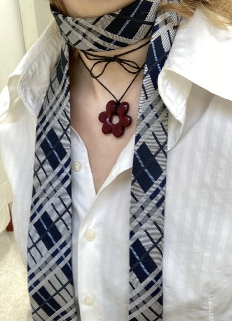 Necktie Outfit, 24 Aesthetic, Necktie Scarf, Tie Outfit, Sick Clothes, Tie Necklace, Tie Scarf, Y2k Outfits, Vintage Fits