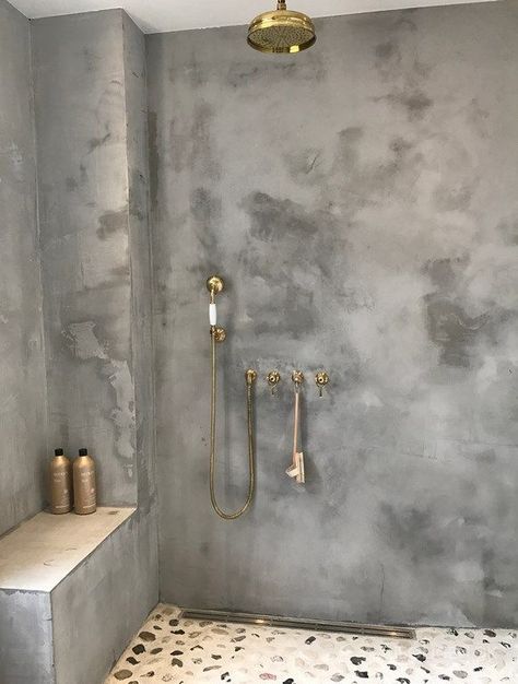 Trash Wall, Cement Bathroom, Concrete Shower, Teal Bathroom Decor, Bathroom Counter Decor, Concrete Bathroom, Bad Inspiration, Counter Decor, Rustic Home Design