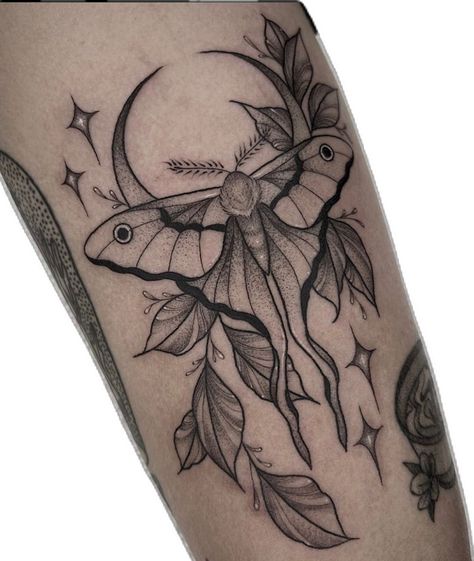 Underboob Tattoo Ideas, Lunar Moth Tattoo, Tattoo Papillon, Luna Moth Tattoo, Underboob Tattoo Designs, Moth Tattoo Design, Underboob Tattoo, Clever Tattoos, Tattoos For Women Half Sleeve