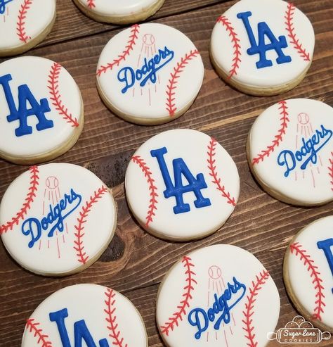 Sugar Lane Cookies on Instagram: “Fun fact about me. I love my DODGERS! My little family is divided, My husband and oldest daughter are GIANTS fans😑 Let's see what team our…” Dodger Cookies, Baseball Sugar Cookies, Dodgers Party, Cutout Cookie, Baseball Cookies, Fact About Me, Boys 1st Birthday Party Ideas, Oldest Daughter, Baseball Birthday Party