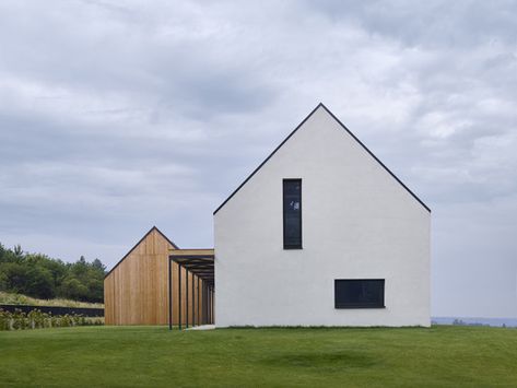 l Gable Roof House, Gable House, Rural House, Gable Roof, Modern Barn, Architect House, House Roof, Traditional Architecture, Wooden House