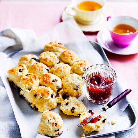 Scones Healthy, Cranberry Desserts, Orange Scones Recipe, Healthy Scones, Cheese Bread Sticks, Fat Oil, Cranberry Orange Scones, Ww Recipe, Cranberry Scones