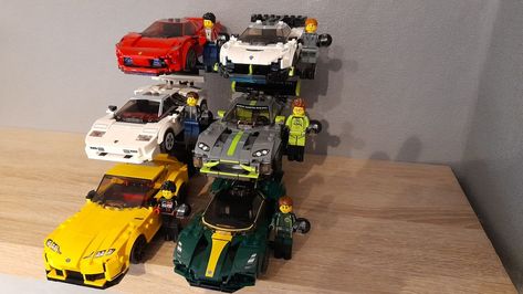 Lego Speed Champions Display Ideas, Lego Speed Champions Display, Speed Champions Display, Lego Car Display, Lego Car Display Ideas, Lego Tutorials, Play Place, Lego Display, Lego Speed Champions