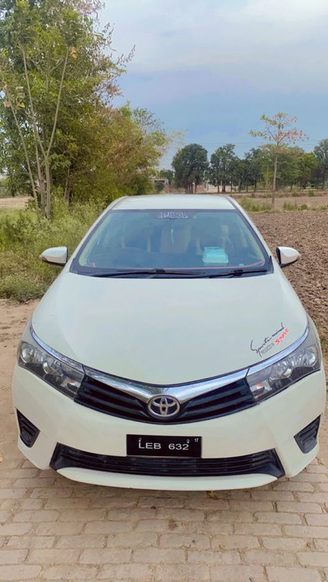 Toyota Corolla XLi VVTi See More: https://autodeals.pk/used-cars/toyota-corolla-2016-22885 Model 2016 Location: Mandi Bahauddin Altis Corolla, Car Snapchat, Room Snapchat, Corolla 2013, Corolla 2012, Corolla Car, Hospital Room Snapchat Stories, Cars Toyota, Car Dream