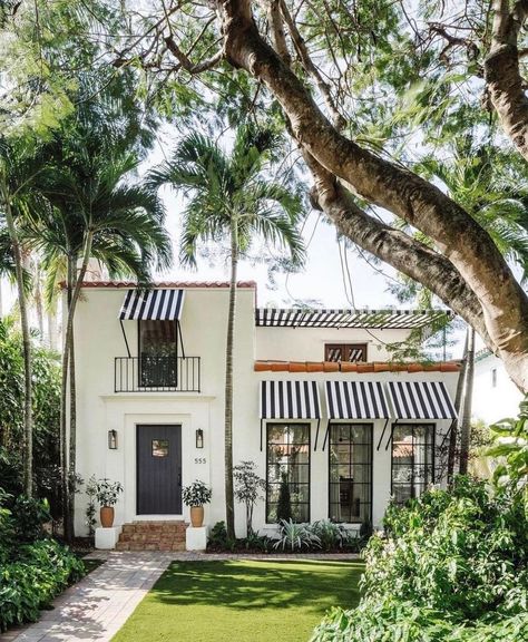 Home • Instagram Multifamily Design, Perth House, Southern Houses, Small Front Yards, Getaway House, Blossom House, Modern Ranch House, House Awnings, La House