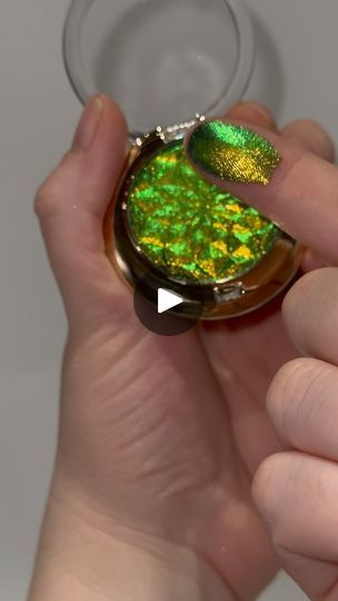 17K views · 47K reactions | Experience a unique and magical transformation with our Multichrome Special effect Eyeshadow in Medusa. This high shine, multi-chrome eyeshadow features a golden-green-turquoise blend sure to make your eyes dazzle! With a unique special effect, it’s perfect for creating an ethereal look that will leave everyone in awe 😍

#multichrome #greeneyeshadow #multichromemakeup #multichromeeyeshadow #eyeshadowswatches #makeupswatches #magicmakeup #makeupaddict #makeupart #creativemakeup #shimmereyeshadow #shimmers #glittereyeshadow #kaimacosmetics | 𝐊𝐚𝐢𝐦𝐚 𝐜𝐨𝐬𝐦𝐞𝐭𝐢𝐜𝐬 | DJ Holanda · MONTAGEM CORAL (feat. Mc Cyclope) Kaima Cosmetics, Chrome Eyeshadow, Magical Transformation, Special Effect, Golden Green, Green Eyeshadow, Shimmer Eyeshadow, Makeup Swatches, Glitter Eyeshadow