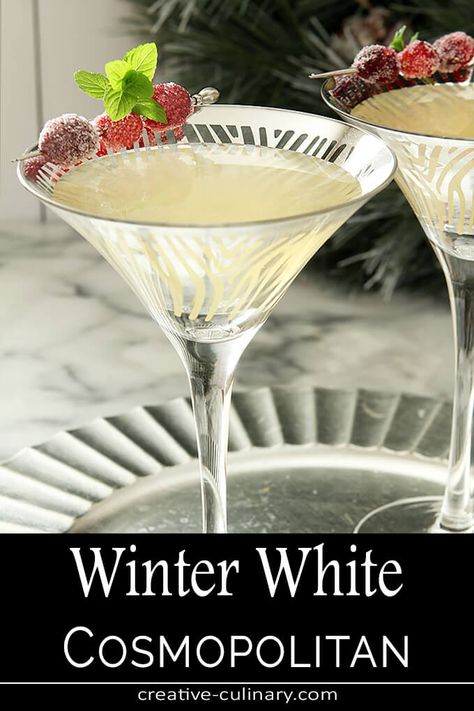 Winter White Cosmopolitan, White Cosmopolitan, Nye Drinks, Cosmopolitan Cocktail Recipes, Cosmopolitan Cocktails, Cranberry Martini, Hard Drinks, Cosmopolitan Cocktail, White Cranberry Juice