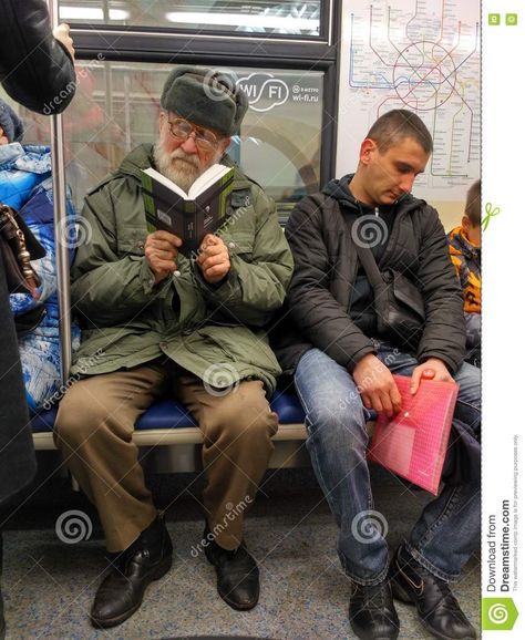 Train Drawing, Moscow Metro, Library Reference, On The Train, Figure Sketching, Man Sitting, Foto Casual, Reading A Book, Figure Drawing Reference