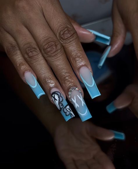 Cute Medium Nails, Turquoise Nails Designs, Turquoise Acrylic Nails, Turquoise Nail Designs, Tapered Square Nails, Turquoise Nails, Acrylic Toe Nails, Blue Acrylic Nails, Drip Nails