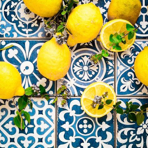 Lemon Decorations Party, Lemon Sicily, Lemon Italy, Amalfi Lemons, Capri Italia, Mediterranean Aesthetic, Italy Vibes, Sicilian Lemon, Italian Decor