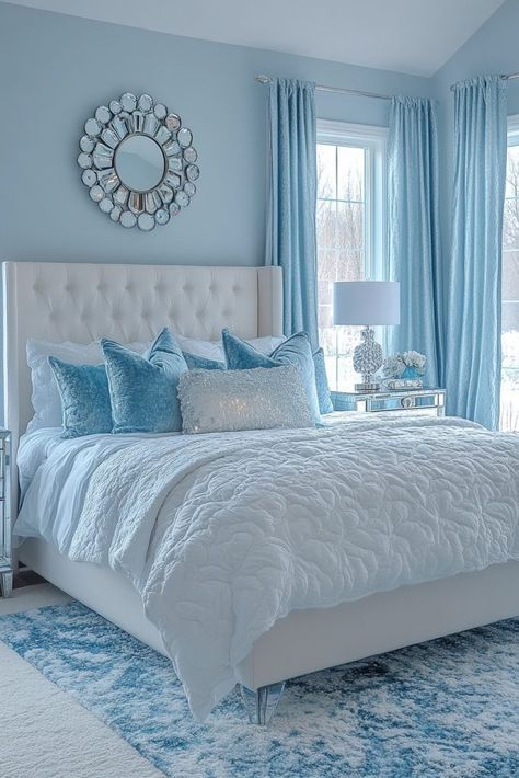 Light Blue Bedroom Ideas For Women, Sky Blue Room, Light Pink Bedrooms, Bedroom Decor Blue, Light Blue Bedroom, Beach Core, Calming Coastal, Dorm Aesthetic, Deco Room