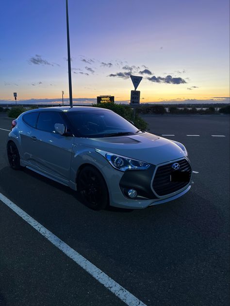 Hyundai Veloster Turbo, Veloster Turbo, Car Things, Car Deco, Car Goals, Hyundai Veloster, Visual Board, Classic Motorcycles, Cars And Motorcycles