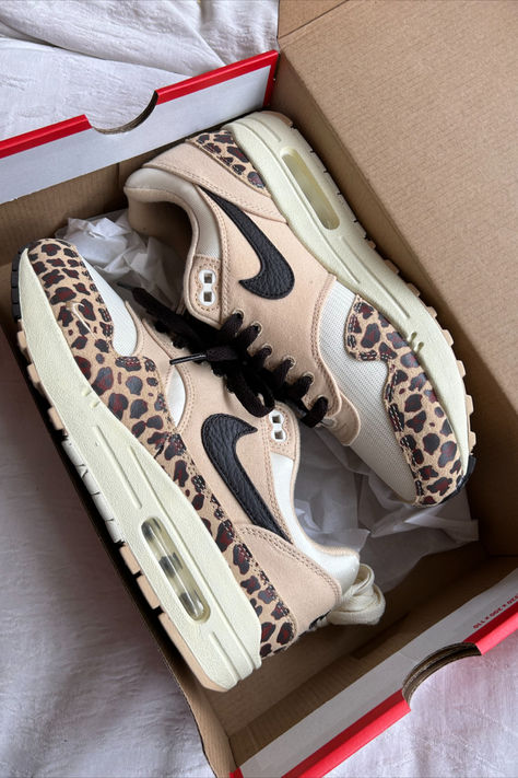 Check out these gorgeous Nike Air Max 1 Leopard Print shoes! Leopard print is totally back in style. With these shoes, you'll complete your outfit perfectly! Leopard Print Shoes, Nike Air Max 1, Print Shoes, Comfy Shoes, Your Outfit, Air Max 1, Shoe Game, Sneakers Fashion, In Style