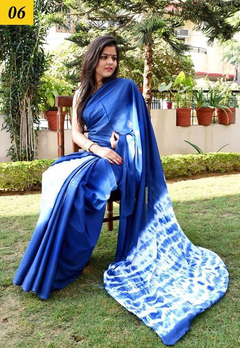 Tie N Dye, Style Batik, Tie Dye Blouse, Tie Dye Crafts, Bridal Blouse Designs, Bridal Blouse, Cotton Sarees, Saree Collection, Cotton Saree