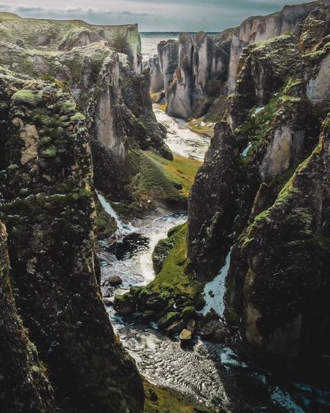 Traveler of the week @ian.explores captures some of Iceland's most iconic sites and must-visit spots. Which is your favourite? 📍Seljalandsfoss - South Iceland 📍Öxarárfoss - Þingvellir 📍Fjaðrárgljúfur Canyon - South Iceland 📍Kirkjufell - Snæfellsnes Peninsula #iceland #visiticeland #waterfallsiceland #canyonsiceland #traveliceland #globetrotter #seljalandsfoss #thingvellir #snaefellsnes #krikjufell Iceland Trip, Snaefellsnes Peninsula, Thingvellir National Park, South Iceland, Visit Iceland, Iceland Travel, Globe Trotter, Iceland, National Park