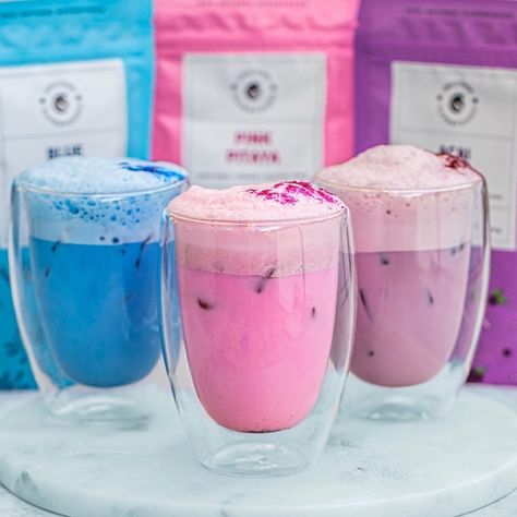 Unicorn Superfoods 🦄 on Instagram: “Which latte would you choose? Pink, Purple or Blue 💖💜💙 . Recipe: Take a glass of plant based milk and add a spoon of Unicorn Superfoods…” Coffee Shack, Moon Milk Recipe, Blue Latte, Rainbow Milk, Moon Milk, Plant Based Milk, Superfoods, You Choose, Pink Purple