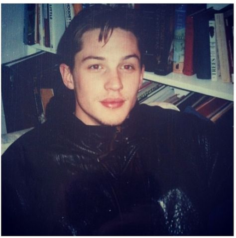 Young Tom Hardy Tom Hardy Baby, Tom Hardy Haircut, Top Hollywood Movies, Baby Toms, Hardy Boys, Thomas Hardy, British Actors, Tom Hardy, Thing 1