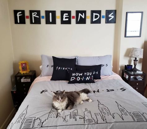 Friends Tv Show Logo, Tv Show Logo, New York Bedroom, Handmade Canvas Art, Friends Apartment, Show Logo, Logo Handmade, Friends Merchandise, Friends Scenes