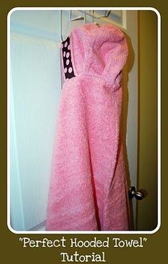 Hooded Towel Tutorial, Pillow Cases Tutorials, Baby Hooded Bath Towel, Kids Hooded Towels, Sewing Creations, Diy Towels, Hooded Bath Towels, Hooded Towels, Hooded Baby Towel