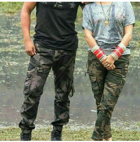 Foji Fojan Dp, Fouji Couples Dp, Foji Fojan Pics, Ritesh Deshmukh, Army Lover, Army Love Photography, Indian Army Quotes, Army Look, Indian Wedding Couple Photography