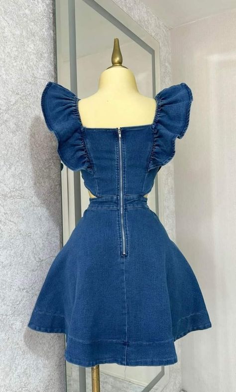 Strapless Denim Dress Outfit, Denim Gown Jean Dresses, Jean Gown, Fancy Short Dresses, Classy Short Dresses, Modest Dresses Fashion, Classy Gowns, 2piece Outfits, Chic Dress Classy