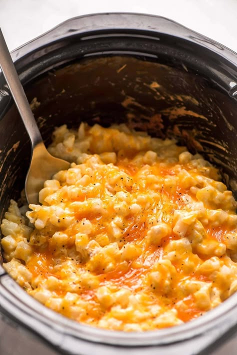 Crockpot cheesy potatoes are the perfect, easy side dish for your next meal or holiday gathering. Just dump, cook, and enjoy!! #crockpotcheesypotatoes #cheesypotatoes #sidedish #crockpotpotatoes #potatoes Crockpot Cheesy Potatoes, Potato Recipes Crockpot, Party Potatoes, Cheesy Potatoes Recipe, Lil Luna, Crockpot Slow Cooker, Cheesy Potatoes, Potato Side Dishes, Crockpot Cooking