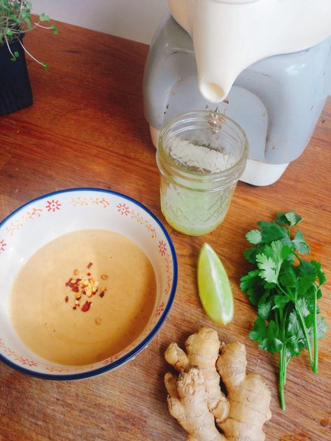 The BEST Gingery Peanut Sauce (Low FODMAP, SCD, Vegan) - Bridgetown Nutrition Low Fodmap Peanut Sauce, Asian Stir Fry Sauce, Soy Free Dairy Free, Scd Recipes, Peanut Sauce Recipe, Asian Stir Fry, Specific Carbohydrate Diet, Bridgetown, Carbohydrate Diet