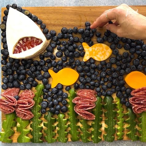 Shark Veggie Tray, Mermaid Charcuterie Board, Cuterie Board, Sea Cupcakes, Mermaid Pirate Party, Shark Week Party, Ocean Birthday Party, Thomas Birthday, Hosting Ideas