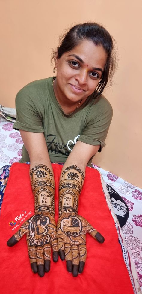 Godbharai Mehendi Designs, Simple Baby Shower Mehendi Designs, Mom To Be Mehendi Design, Baby Shower Mehendi Designs, Baby Mehndi, Baby Mehndi Design, Full Mehndi, Cotton Blouse Design, Haircuts For Long Hair With Layers