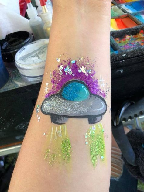 Space Theme Face Paint, Space Face Paint, Space Vbs, Face Painting For Boys, Coloring For Boys, Face Paints, Face Painting Easy, Kids Face Paint, Face Paintings