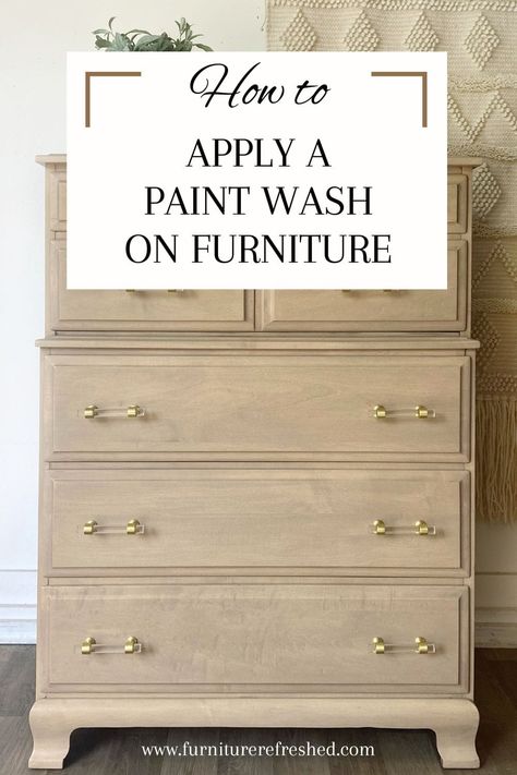 A guide to using a paint wash to refinish furniture. Learn what a paint wash is and how to do this technique. Paint Wash Furniture, Paint Wash, Redo Cabinets, Recycled Home Decor, Refinish Furniture, Furniture Flipping, Furniture Flips, Neutral Paint, Furniture Rehab