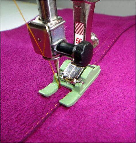 Cómo coser cuero, ante y demás... Beginner Sewing Projects Easy, Leftover Fabric, Sewing Leather, Sewing Projects For Beginners, Sewing Skills, Leather Projects, Love Sewing, Sewing Tips, Sewing For Beginners