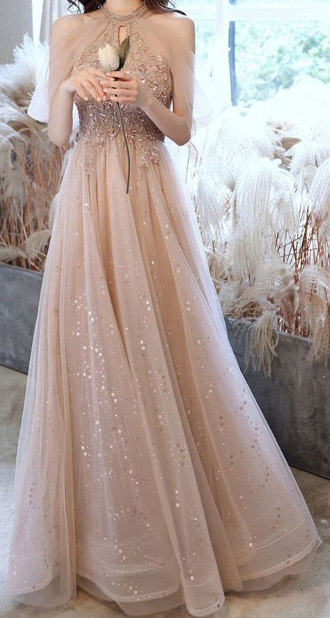 Latest Dress Fashion for girls, evening party wear dress, Party formal dress ideas for girls, fashion Trends Classic Prom Dress Vintage, Dress Promnight Elegant, Banquet Gowns, Dress Promnight, Asian Prom Dress, Prom Dress Champagne, Chic Prom Dresses, Maxi Prom Dress, 파티 드레스