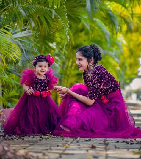 Kids Birthday Dresses, Mommy Daughter Dresses, Kids Party Dress, Dress For Mom, Mom Daughter Matching Dresses, Mom And Baby Dresses, Daughter Photo Ideas, Mom Daughter Outfits