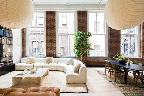 Inside Elsa Hosk's Stylish NYC Loft Apartment Elsa Hosk Home, Nyc Loft Apartment, Soho Apartment, Manhattan Loft, Nyc Loft, Soho Loft, New York Loft, Trendy Furniture, Exposed Brick Walls