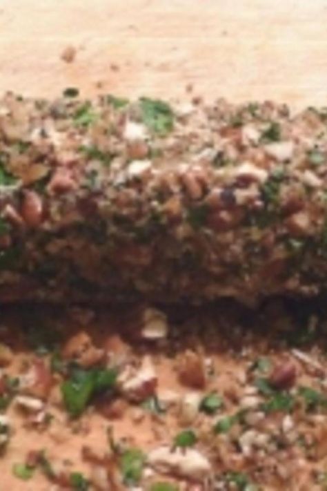 Salmon Log Recipe, Smoked Tuna, Salmon Roll, Food Log, Christmas Favorites, Learn To Cook, Pecans, Finger Foods, Parsley