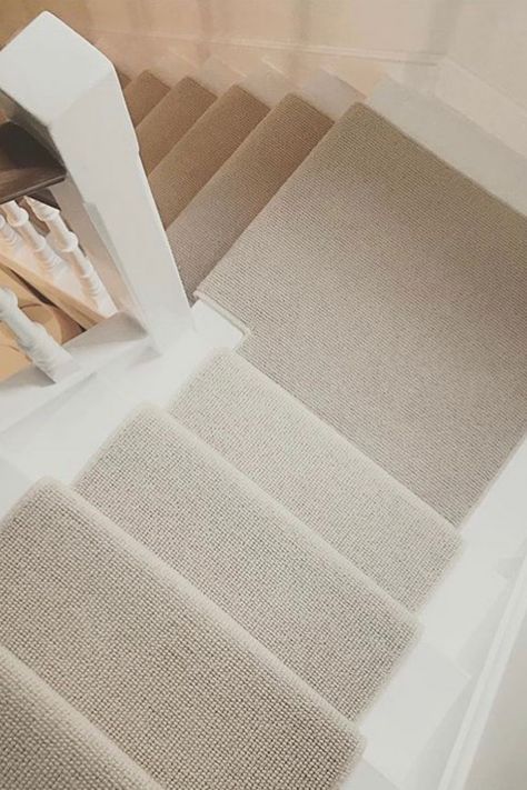 Neutral Carpet Stairs And Landing, Carpet Stairs Modern, Cream Runner Stairs, Scandinavian Carpet Bedroom, Loop Carpet Stairs, Beige Carpet Stairs And Landing, Modern Carpet On Stairs, Carpets In Bedrooms, Wool Carpet Stair Runner