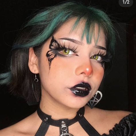 Goth Butterfly, Butterfly Makeup, Scene Girl, Punk Makeup, Cute Eye Makeup, Alt Makeup, Graphic Makeup, Rave Makeup, Swag Makeup