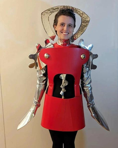 My Homemade Halloween Costume This Year - I Was A Wine Bottle Opener Headless Horseman Halloween Costume, Headless Horseman Halloween, Halloween Costumes Women Creative, Chef Costume, Great Costume Ideas, Clever Costumes, Halloween Scarecrow, Homemade Halloween Costumes, Diy Kostüm