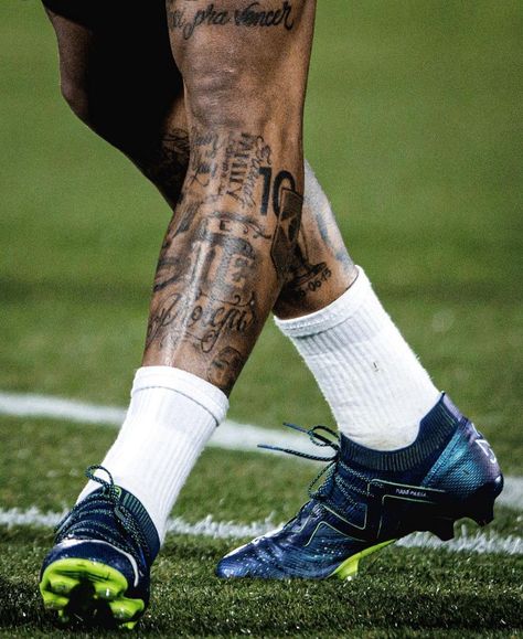 Neymar Tattoo, Neymar Shoes, Neymar Wallpapers, Neymar Jr Tattoos, Soccer Poses, Neymar Jr Wallpapers, Football Or Soccer, Phone Wallpaper For Men, Football Poster