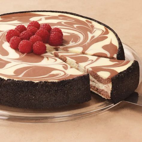 Holiday Cheesecake Recipes, Marble Cheesecake, Chocolate Swirl Cheesecake, Holiday Cheesecake, Marble Chocolate, Cake Pan Set, Cream Cheese Desserts, Chocolate Cheesecake Recipes, Chocolate Crust