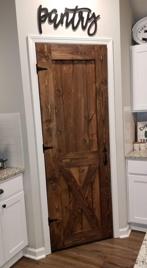 Diy Farmhouse Pantry Door, Rustic Pantry Door Ideas, Rustic Pantry Doors, Pantry Wood Door, Diy Pantry Door Makeover Ideas, Pantry Corner Ideas, Antique Pantry Door Ideas, Small Kitchen With Pantry, Pantry Door Ideas Farmhouse Style