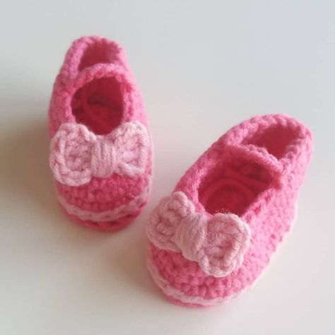 Amigurumi Doll Shoes Free Pattern – Free Amigurumi Crochet Knitted Doll Shoes Free Pattern, Crochet Doll Shoes, Baby Doll Shoes, Crochet Barbie Patterns, Pattern Free Amigurumi, Crochet Doll Clothes Free Pattern, Crochet Doll Clothes Patterns, Doll Amigurumi Free Pattern, Doll Shoe Patterns