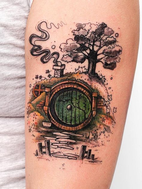 Hobbit Tattoo, Tolkien Tattoo, Ring Tattoo Designs, Lotr Tattoo, Rings Tattoo, Hole In The Ground, Lord Of The Rings Tattoo, Art Flash, Mushroom Tattoos