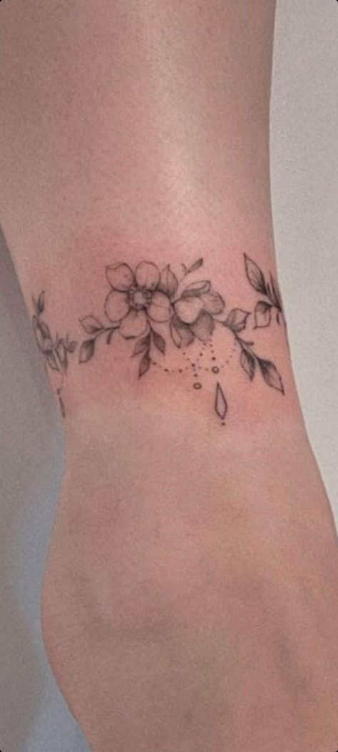 Flower Ankle Tattoo Wrap Around, Wrap Around Ankle Tattoos, Ankle Bracelet Tattoo, Ankle Tattoos, Mom Tattoo, Anklet Tattoos, Tattoo Bracelet, Arm Tattoos, Mom Tattoos